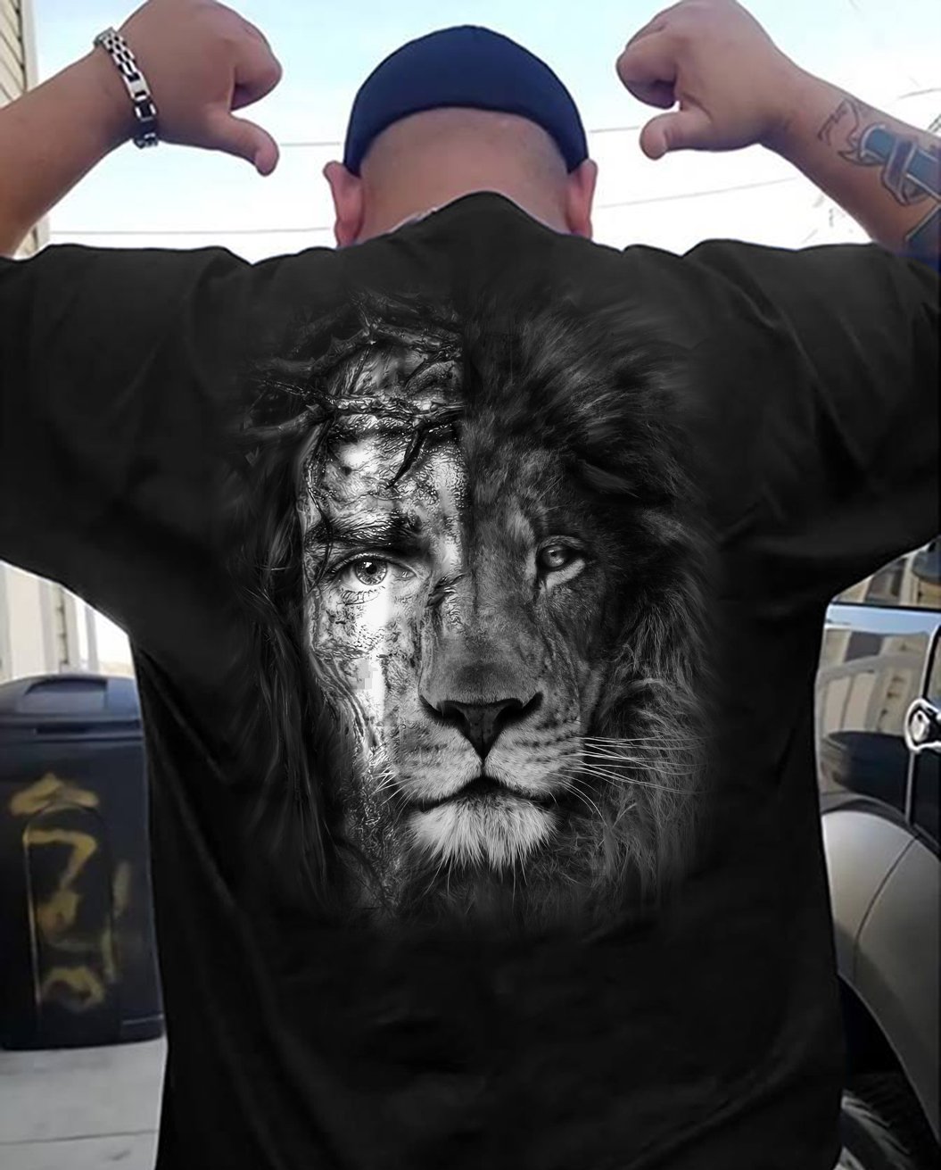Christian Shirt, Gifts For Christian, The Lion Of Judah Unisex T-Shirt