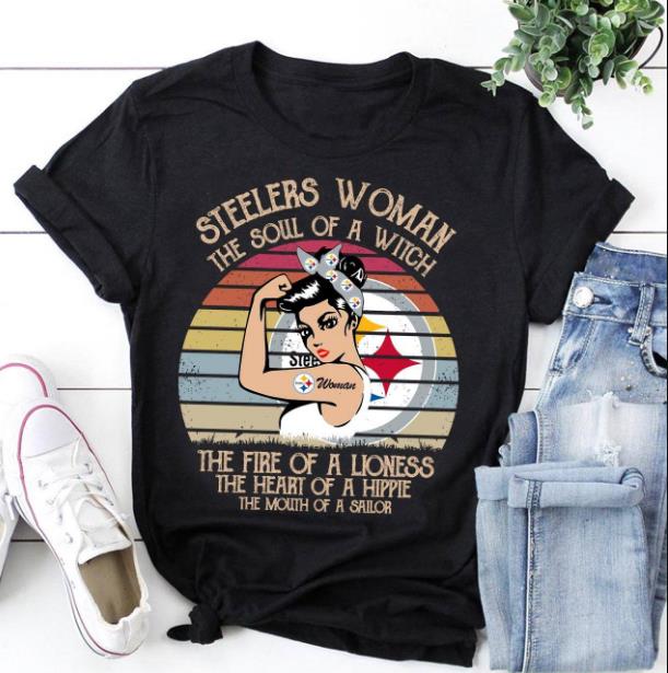 Steelers Woman The Soul Of A Witch The Fire Of A Lioness T-Shirt