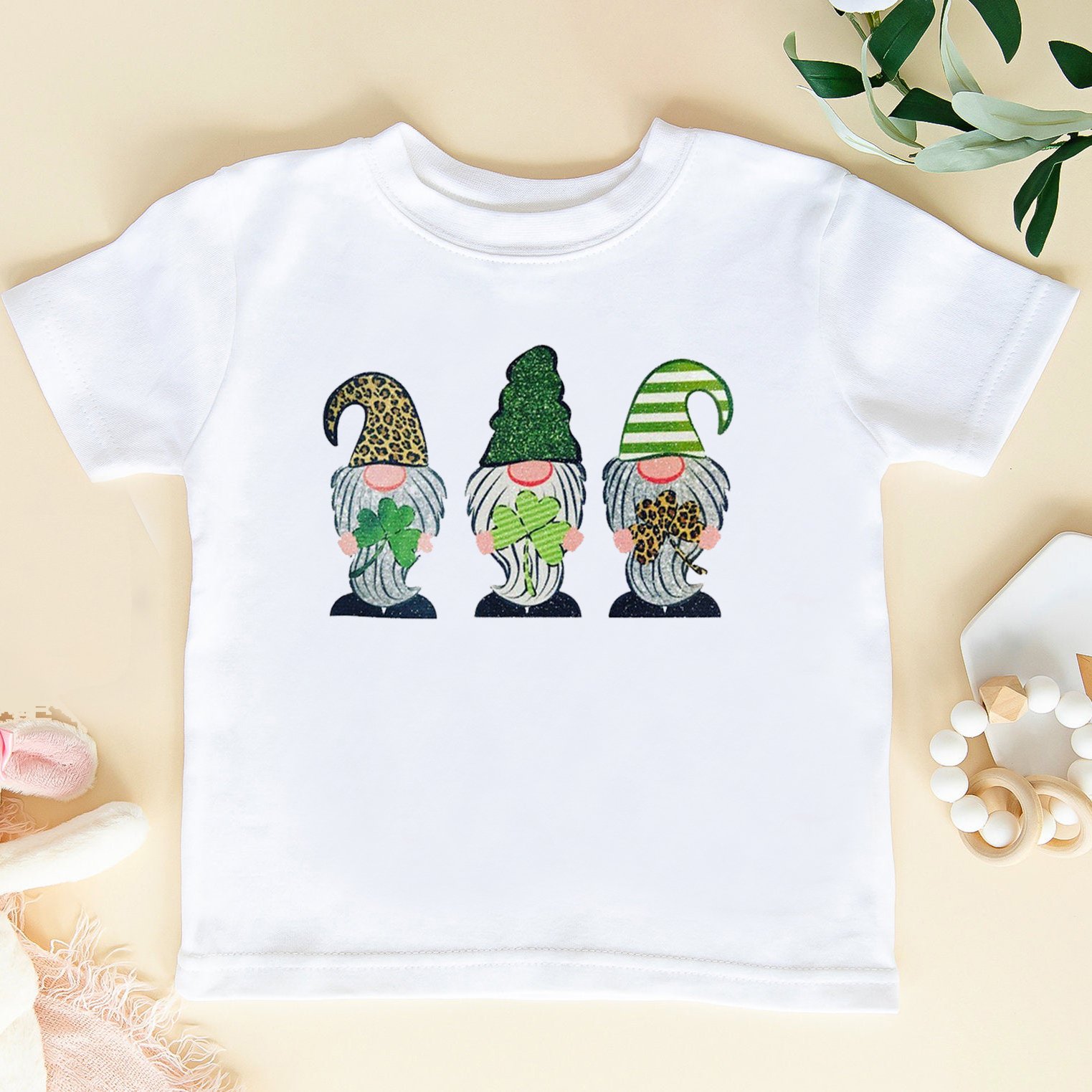 St patricks day lucky 3 gnome leopard kids shirt ? GST