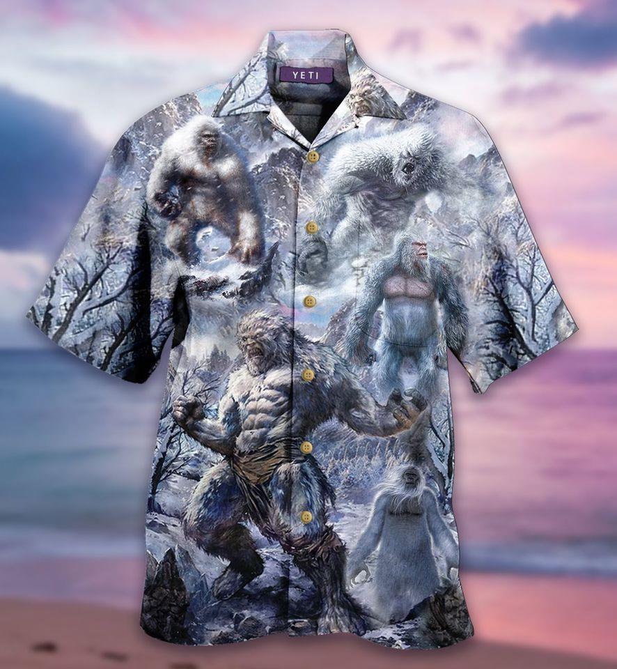 Savage Strong Gorilla Under Snowy Winter Hawaiian Shirt Pre12384