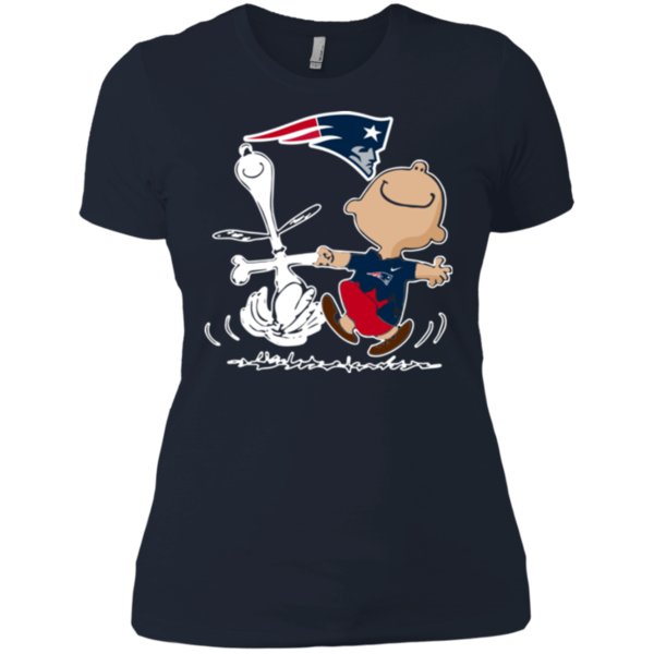 Charlie Brown & Snoopy New England Patriots Shirt Ladies? Boyfriend Shirt 1 » Cool Gifts for You - Mfamilygift Charlie Brown & Snoopy New England Patriots Shirt Ladies? Boyfriend Shirt 1