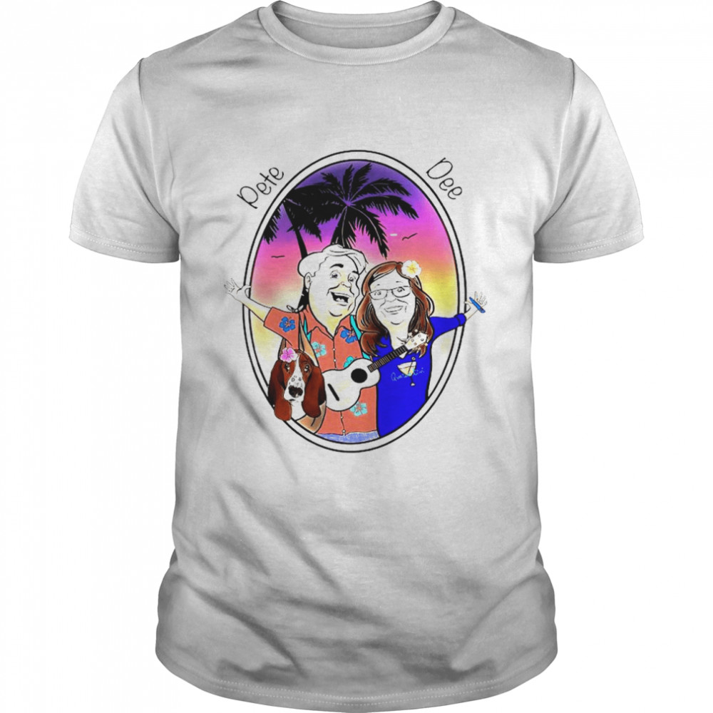Pete And Dee With Dog On The Beach Art Shirt Pete And Dee With Dog On The Beach Art Shirt