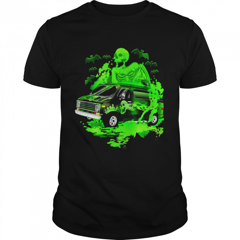 Vannin’ Skeleton Halloween Van Shirt
