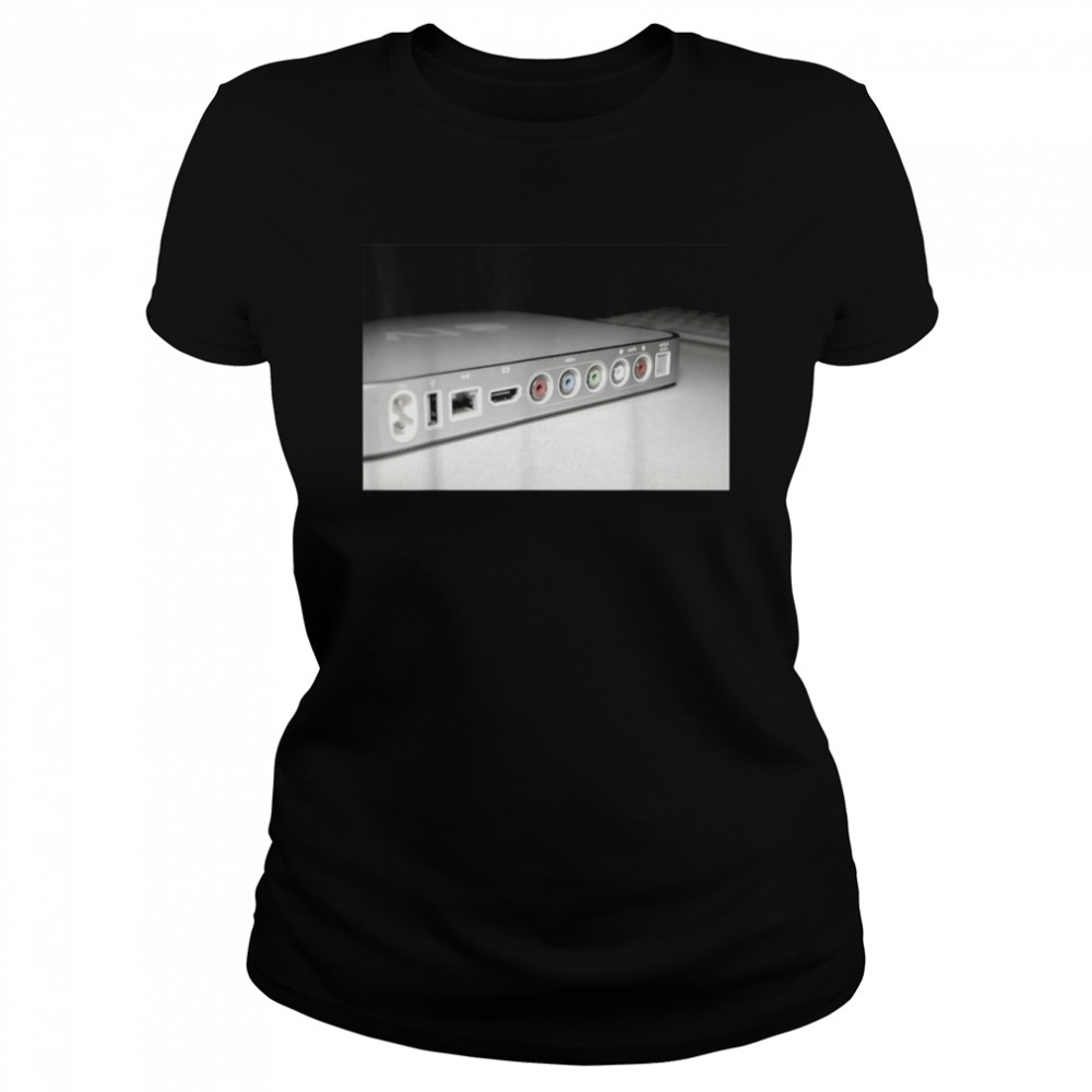 Vcr Cartoonillustration Des Fernsehens Shirt 1 » Cool Gifts for You - Mfamilygift Vcr Cartoonillustration Des Fernsehens Shirt 1