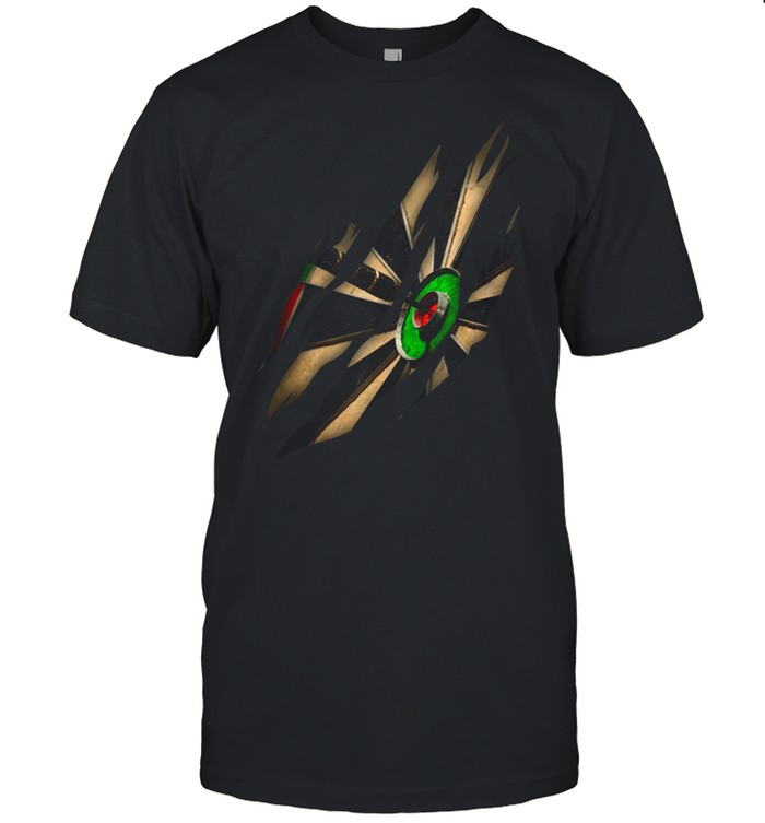 Darts Player Dart Throwing Dart Board T-Shirt