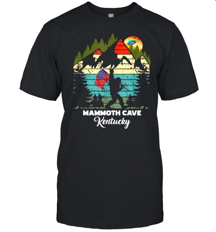 Mammoth Cave Kentucky Bigfoot Hiking Sunset Vintage T-Shirt